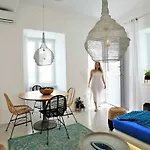 Lasia Boutique Lägenhet *